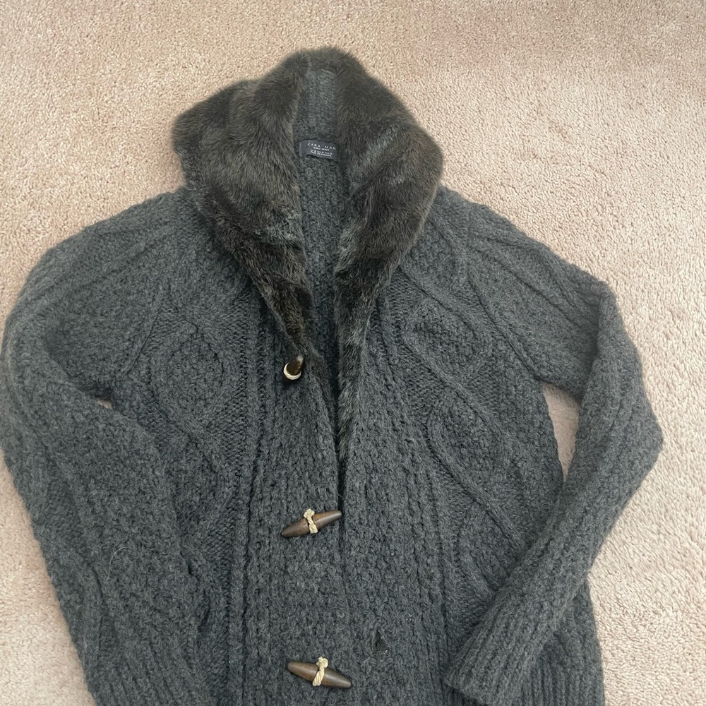 Zara Gray Knit Cardigan with Faux Fur Collar